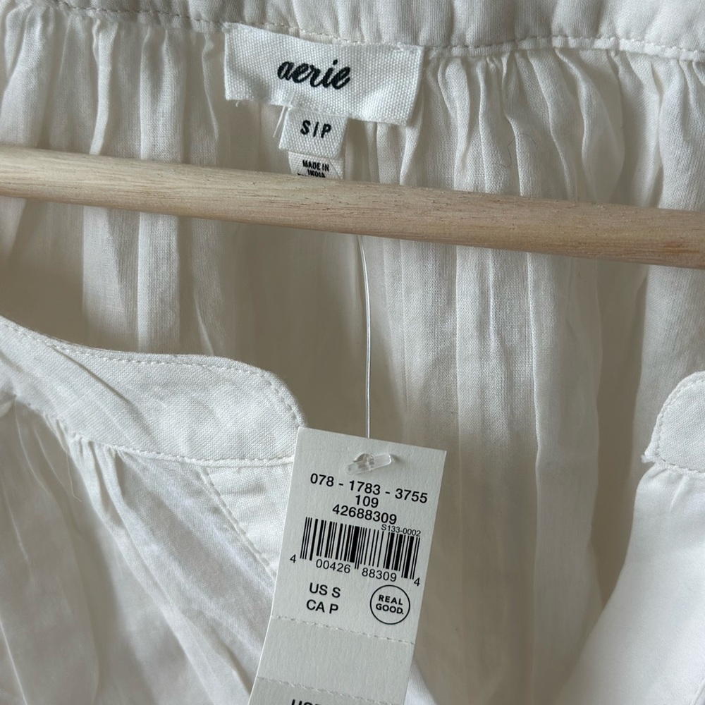 aerie Cream Peasant Blouse with Lace Sleeve Detail - Picture 2 of 4